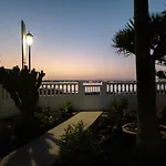 La Maja Beachfront 빌라 *
