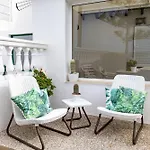 La Maja Beachfront 코라레호