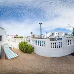 빌라 La Maja Beachfront *