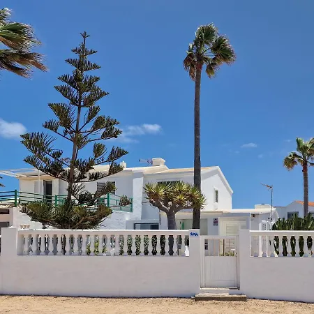 Villa La Maja Beachfront Corralejo