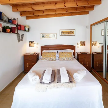 Villa La Maja Beachfront *