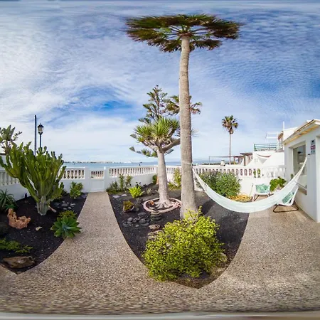 Villa La Maja Beachfront